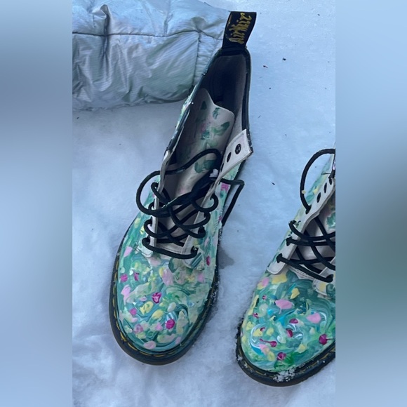 Deal!☘️💚Dr. Martens Floral Boots Hand Painted - Picture 5 of 8